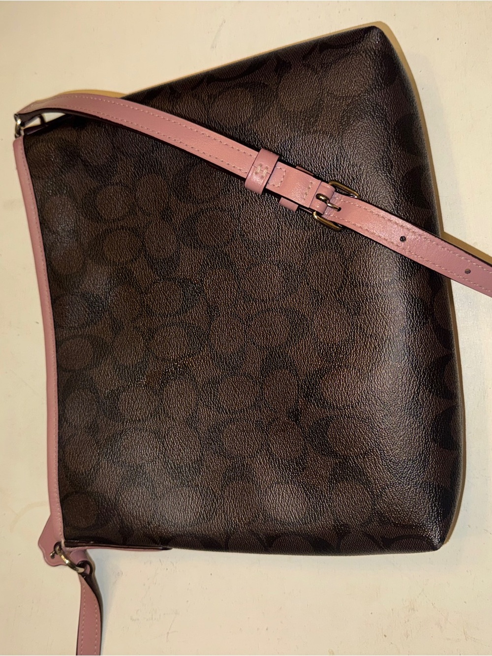 Coach Signature Brown Pink Trim Crossbody W/Adjustable Strap (Model F29210) - Picture 5 of 10